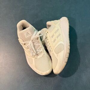 Adidas Cloudfoam Athletic Shoes